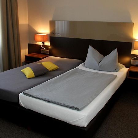 Hotel Drei Lilien フォーエンシュトラウス エクステリア 写真