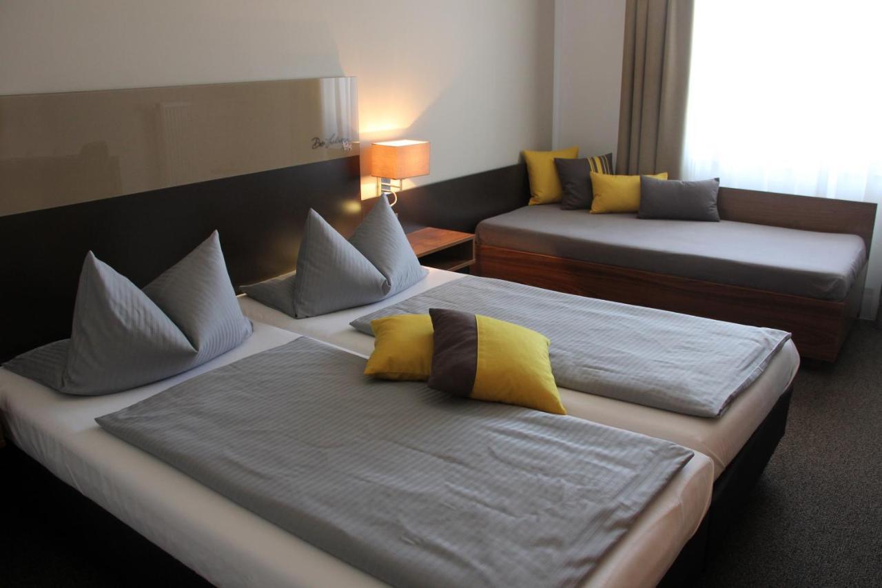 Hotel Drei Lilien フォーエンシュトラウス エクステリア 写真