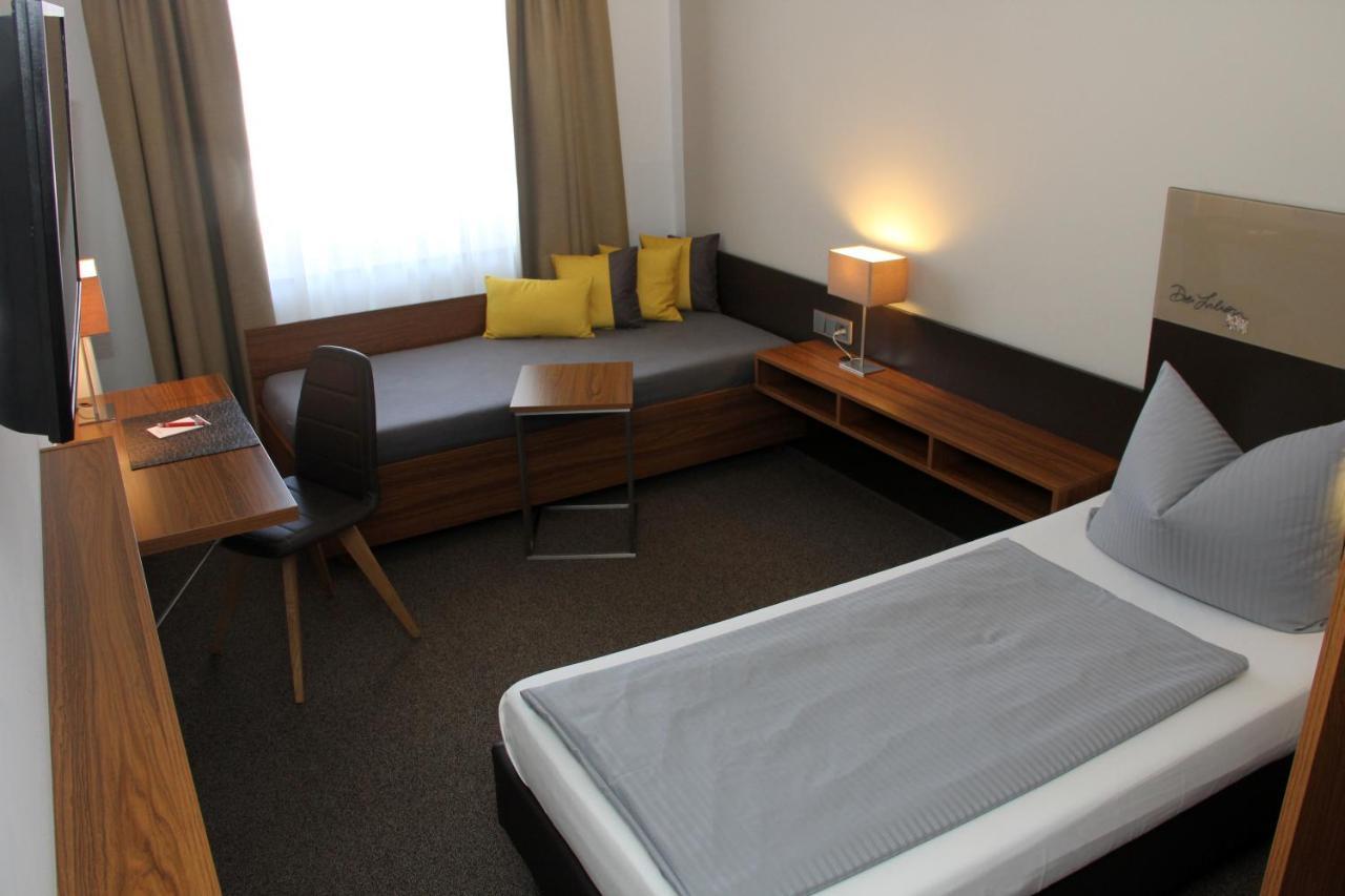 Hotel Drei Lilien フォーエンシュトラウス エクステリア 写真